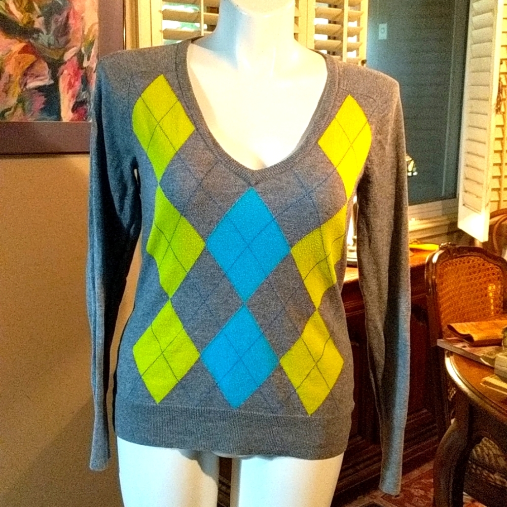 Argyle sweater with a ridiculously tiny amount of cashmere! - Picture 3 of 6